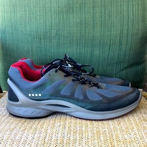 ECCO Biom Fjuel fitness shoes